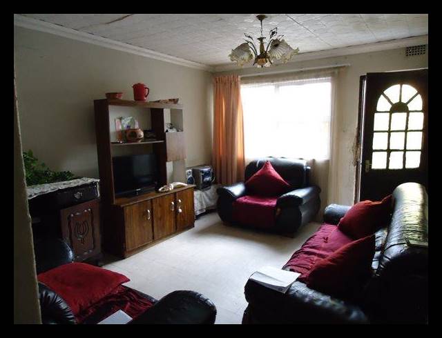 3 BEDROOM HOUSE FOR SALE IN ILITHA PARK